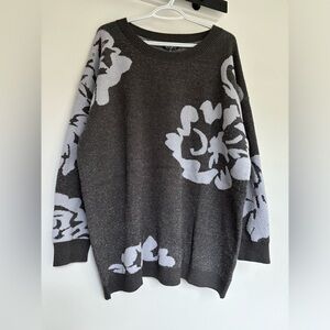 Super soft Plus Size Floral Print Sweater | BloomChic | Size 18-20 (2x)